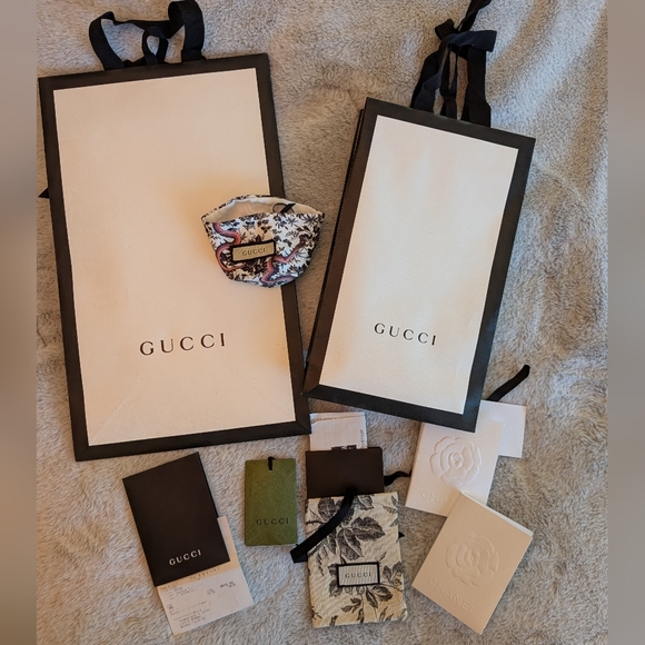 Bags - Picture 2 of 8